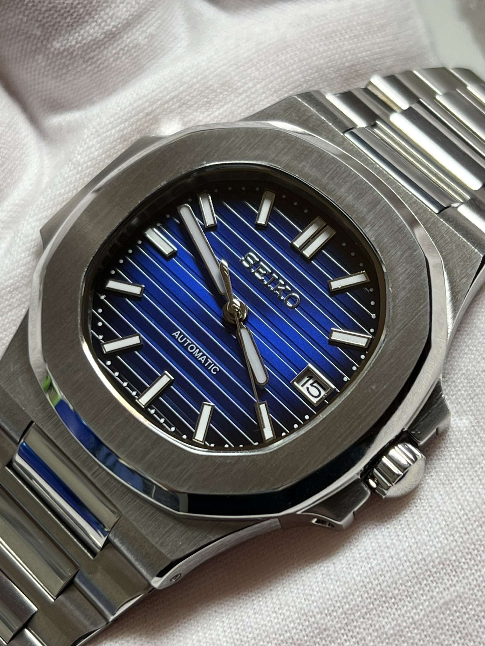 Blue Nautilus Seiko mod
