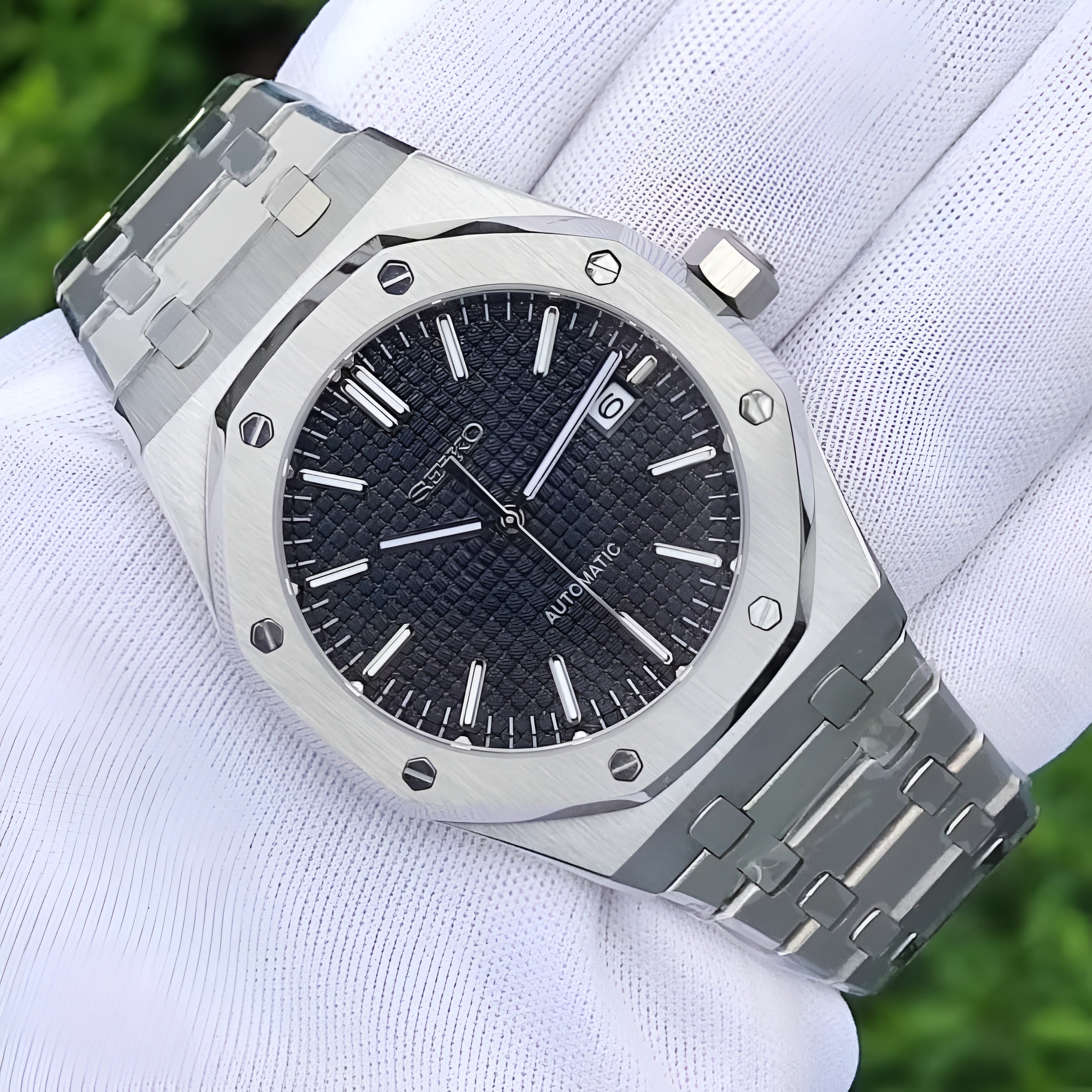 Black Royal Oak Seiko mod