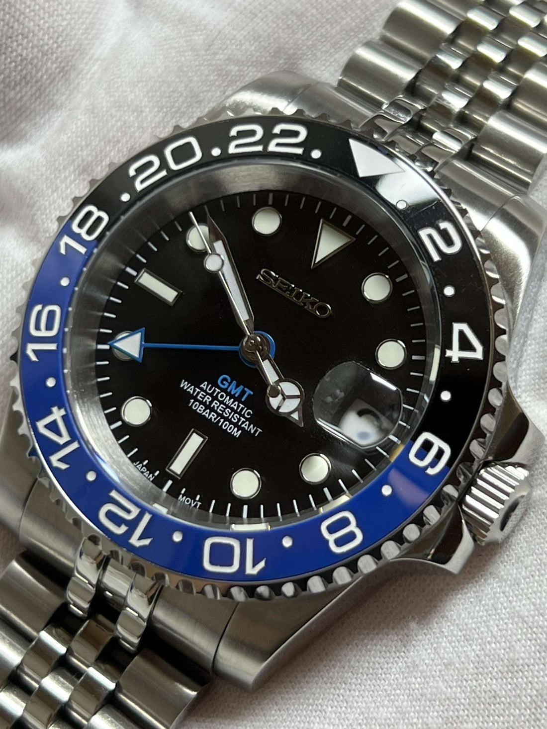 Batman GMT Seiko mod